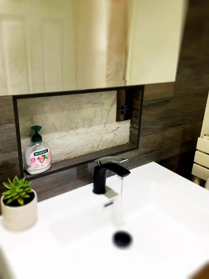 קינגס לין Spacious Double Bedrooms Sharing New Bathroom, En-Suite Option Available, Kings Lynn מראה חיצוני תמונה